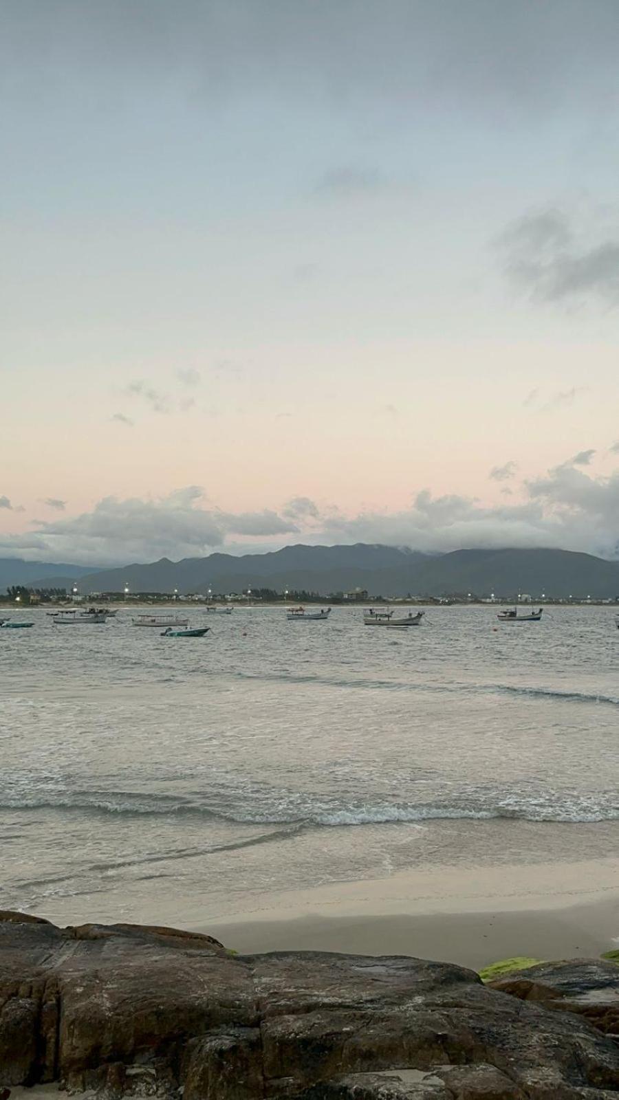 Appartamento Pousada Paraiso Ap Proximo Ao Centro Da Praia De Baixo Palhoça Esterno foto